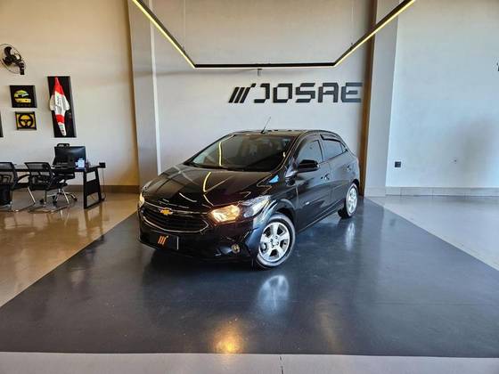 CHEVROLET ONIX 1.4 MPFI LT 8V FLEX 4P MANUAL